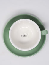 Lade das Bild in den Galerie-Viewer, Tasse mit Untersetzer - &quot;Aloha!&quot;
